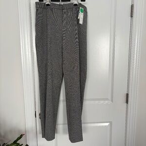 NEW Women's Black & White Classic Fit Pants